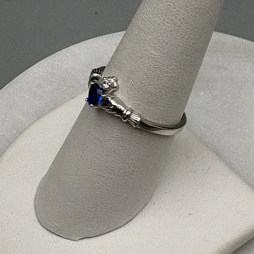 NEW Sterling Silver Claddagh Ring Blue Spinel 925 Sz 8 Hands Heart Dainty Irish